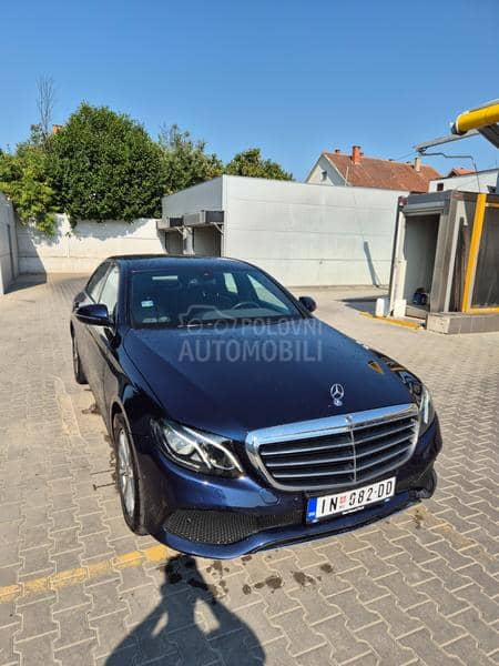 Mercedes Benz E 200 