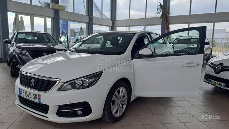Peugeot 308 1.5 BLU NAV ALU LED