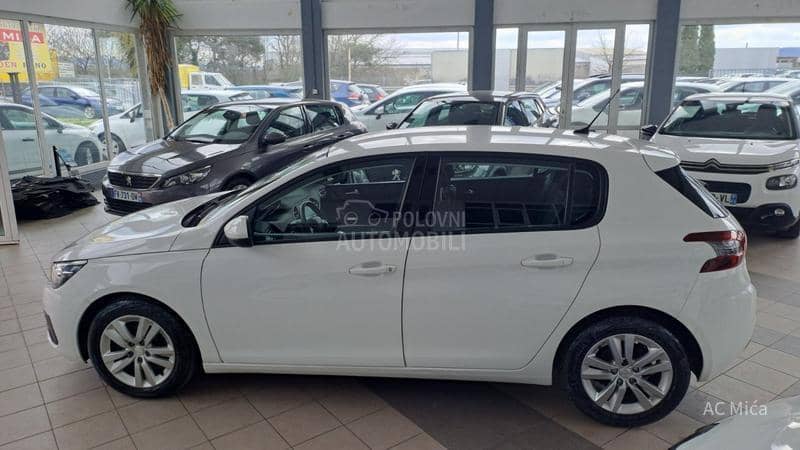 Peugeot 308 1.5 BLU NAV ALU LED