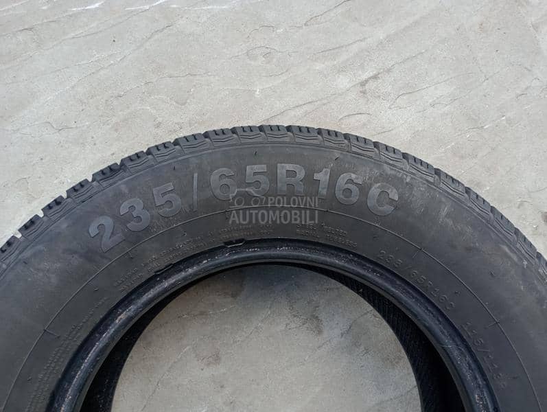 Tomket 235/65 R16 Zimska