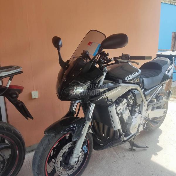 Yamaha FZS 1000 fazer