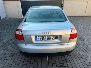 gepek vrata za Audi A4