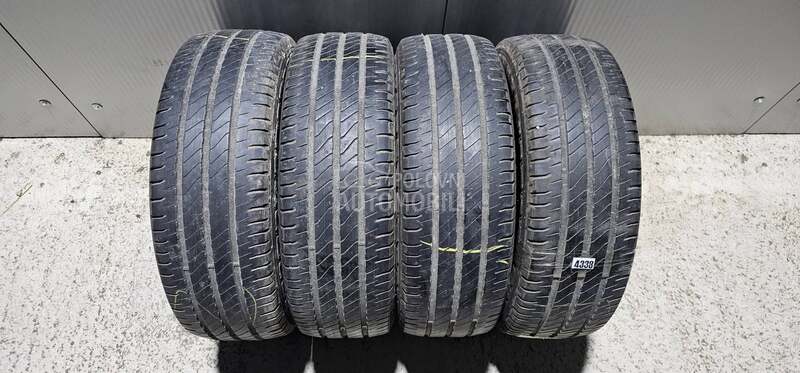 Michelin 215/65 R16 Letnja