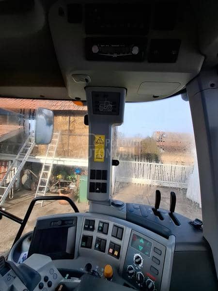 Claas ARION 640 CEBIS