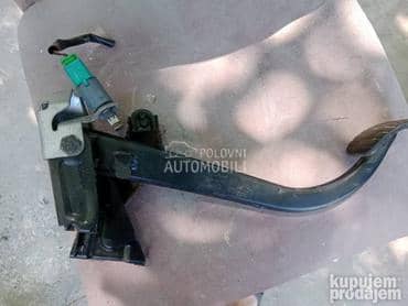 VIVARO NOSAC PAPUCICA KVACILA