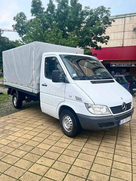 Mercedes Benz Sprinter
