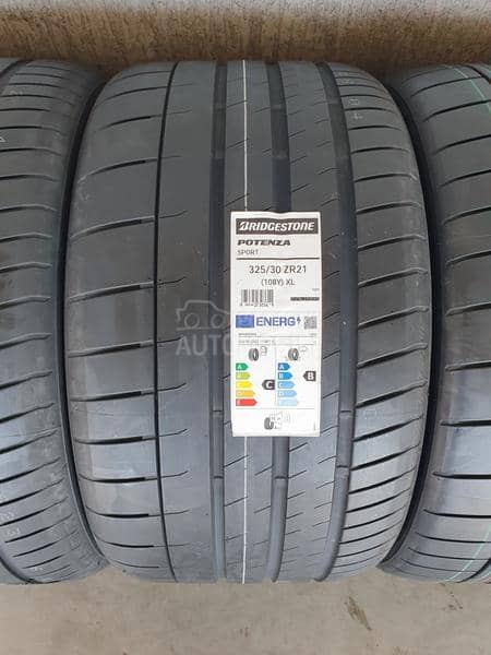 Bridgestone 325/30 R21 Letnja