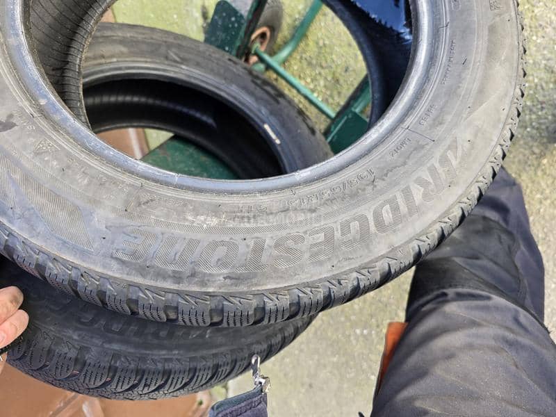 Bridgestone 195/65 R15 Zimska