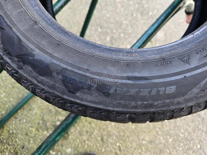 Bridgestone 195/65 R15 Zimska