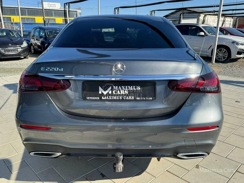 Mercedes Benz E 220 AMG NIGHT PAKET