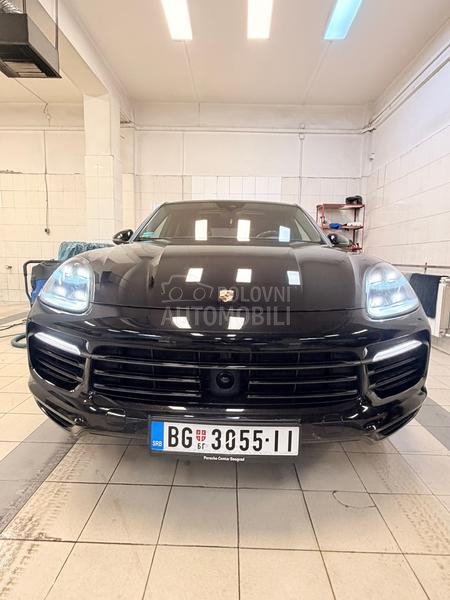 Porsche Cayenne COUPE sport chrono