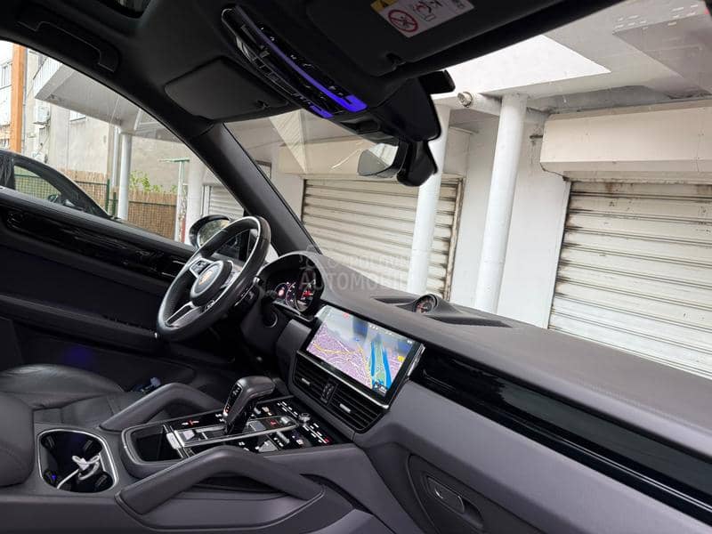 Porsche Cayenne COUPE sport chrono