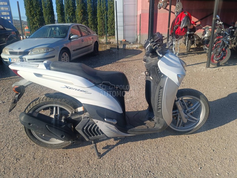 Yamaha xenter 125 delovi
