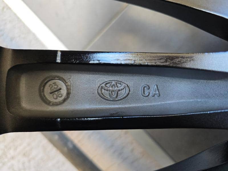 Aluminijumske felne toyota original 20" 5 x 114.3