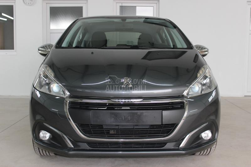 Peugeot 208 1.2 STYLE,  N O V