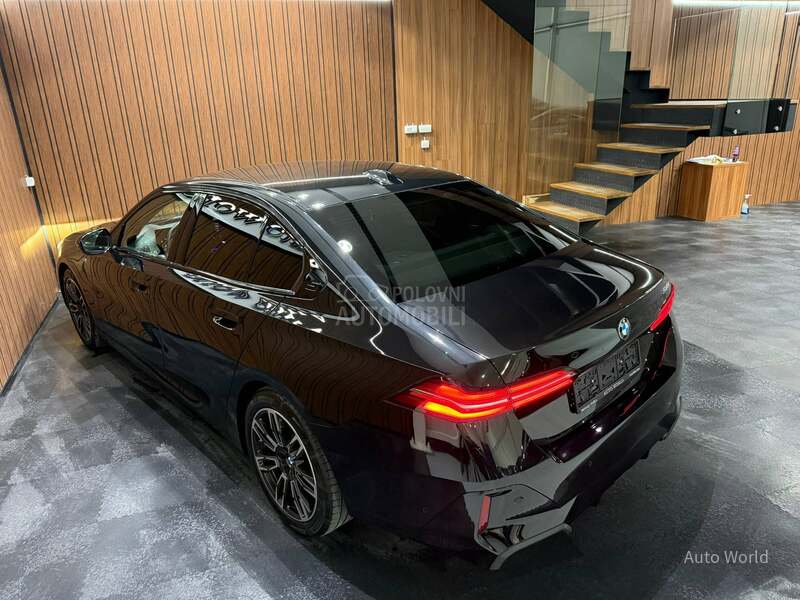 BMW 520 D M SPORT