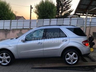 Mercedes Benz ML 320 
