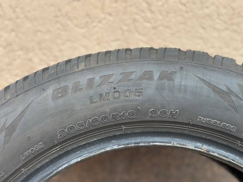 Bridgestone 205/60 R16 Zimska