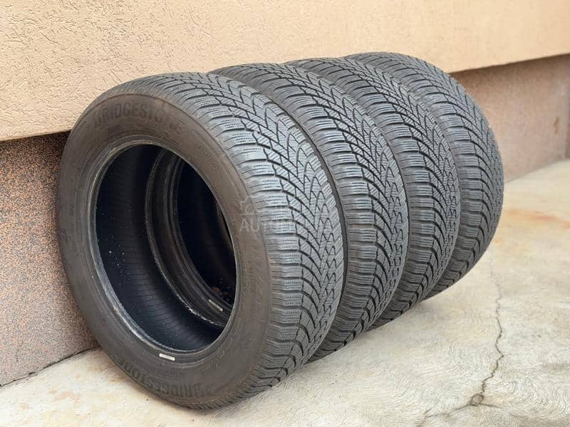 Bridgestone 205/60 R16 Zimska