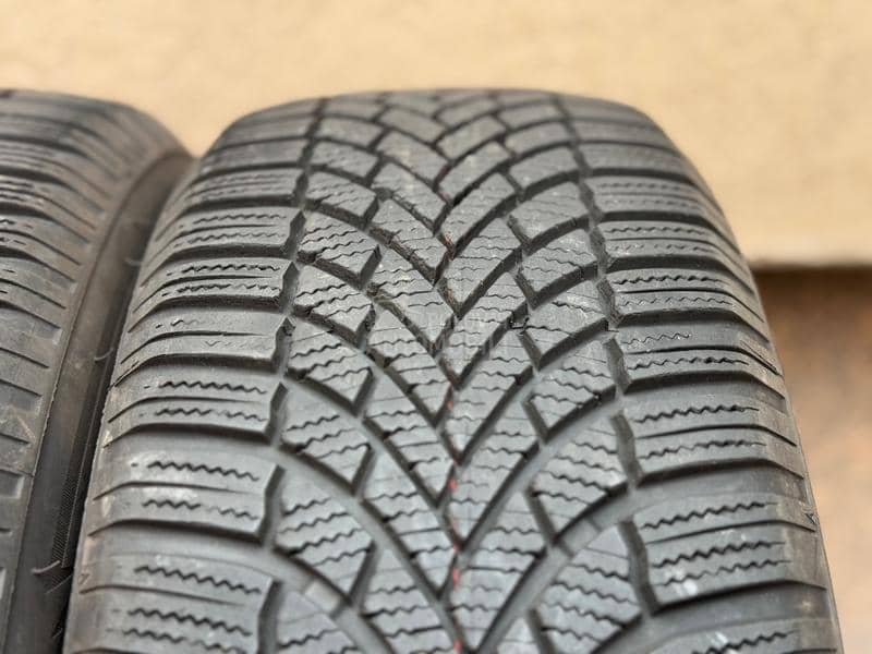 Bridgestone 205/60 R16 Zimska