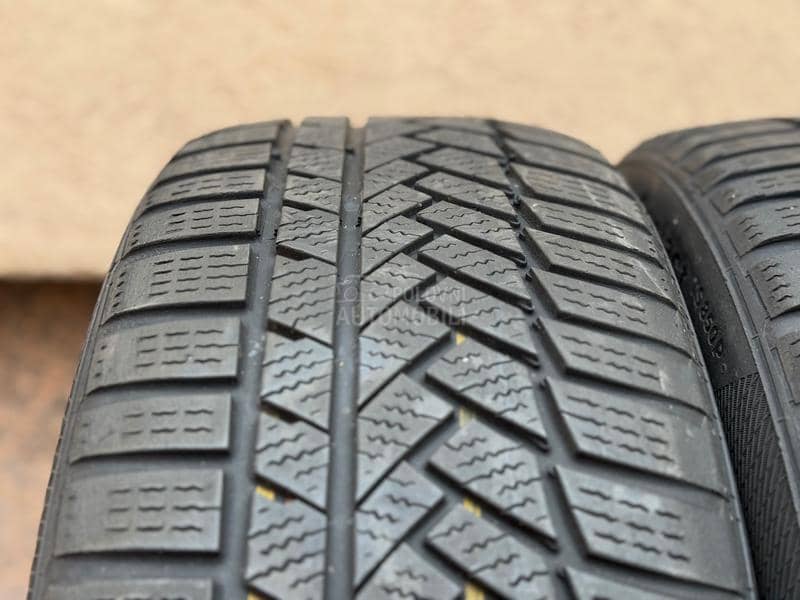 Continental 205/50 R17 Zimska