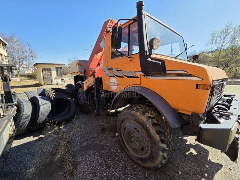 Mercedes Benz Unimog