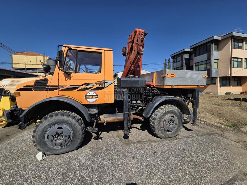 Mercedes Benz Unimog