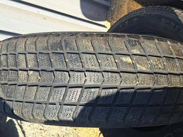 Nexen 215/65 R16 Zimska