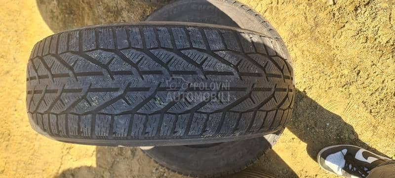 Tigar 215/65 R16 Zimska