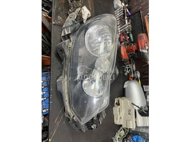 desni far za Volkswagen Golf 6 od 2012. do 2020. god.