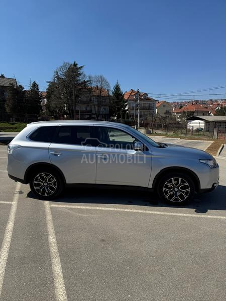 Mitsubishi Outlander 2.2 DID INTENSE 4WD
