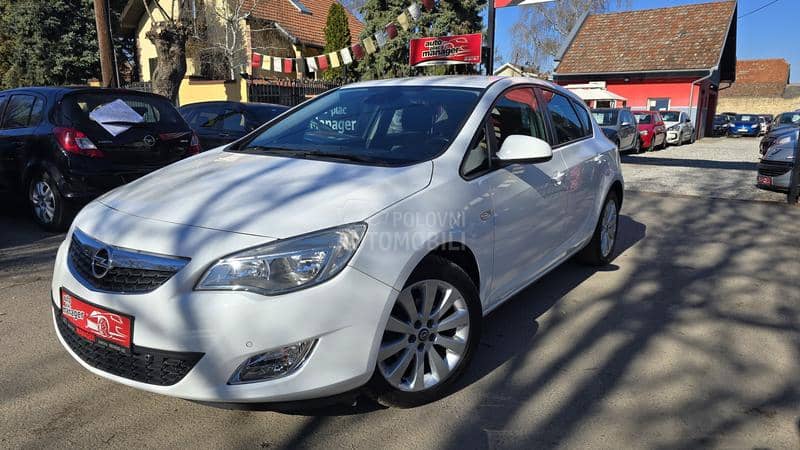 Opel Astra J 1.6 16v.