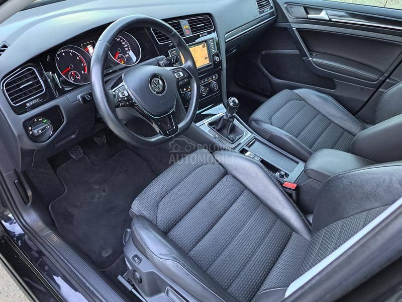 Volkswagen Golf 7 1.4b HIGH LINE