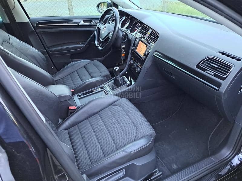 Volkswagen Golf 7 1.4b HIGH LINE