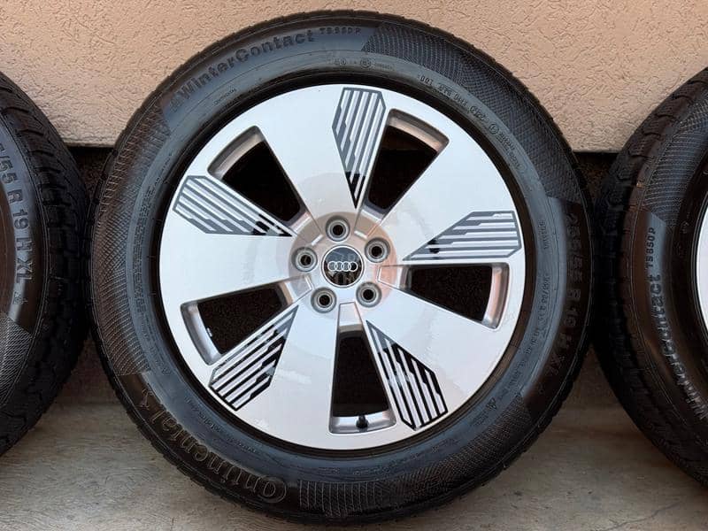 Aluminijumske felne Audi e tron 19" 5 x 112