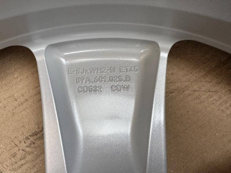 Aluminijumske felne Audi Q4 E tron 19" 5 x 112