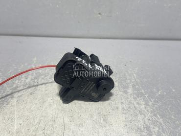 MOTORIC POKLOPCA REZERVOARA za Audi A5