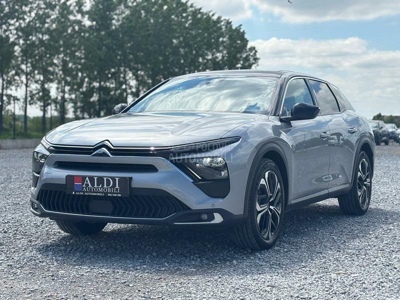 Citroen C5X Shine/180hp