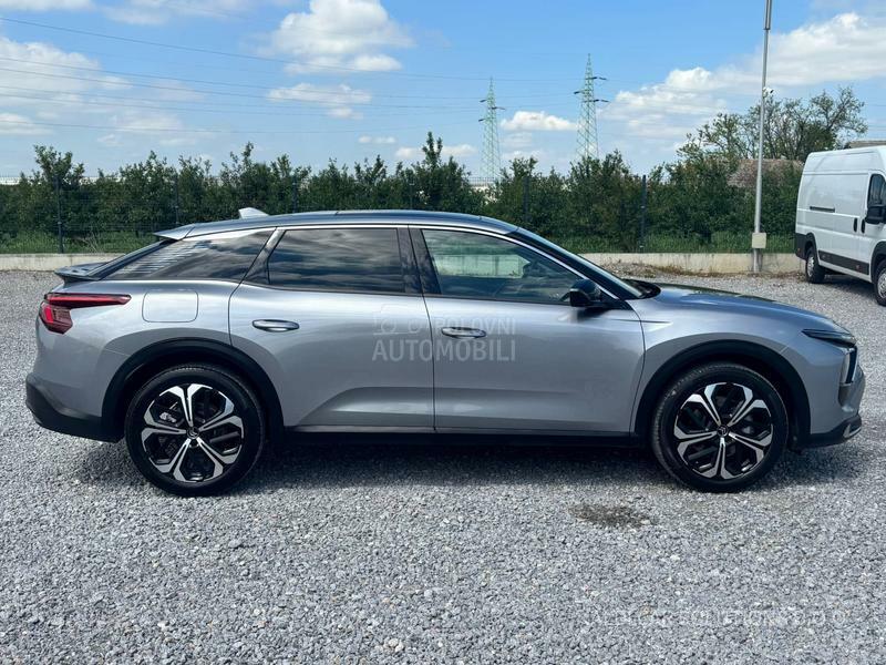 Citroen C5X Shine/180hp