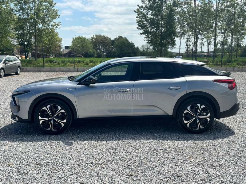 Citroen C5X Shine/180hp