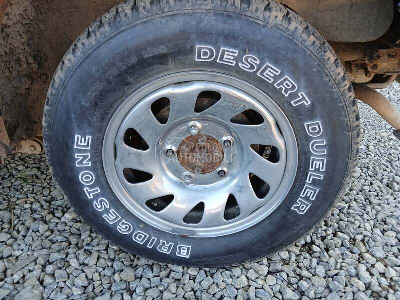 Suzuki Vitara -  kompletan auto u delovima