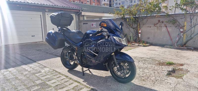 Triumph Sprint ST 1050