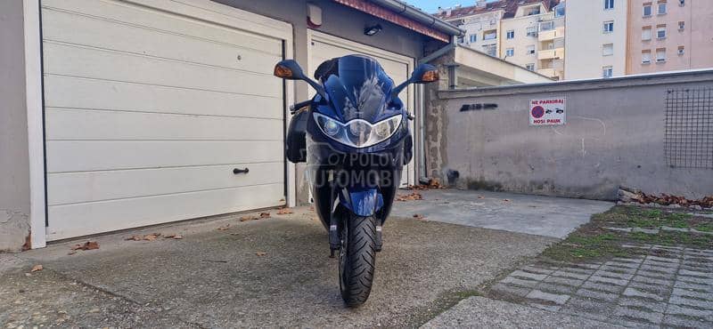 Triumph Sprint ST 1050