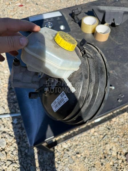 Kočiona servo pumpa