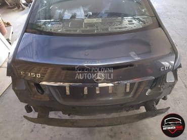 HAUBA ZADNJA za Mercedes Benz Ostalo