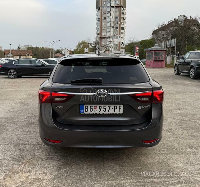Toyota Avensis 2.0 D-4D NAV/KAMERA