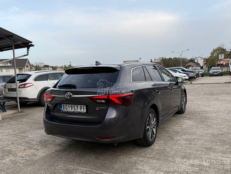 Toyota Avensis 2.0 D-4D NAV/KAMERA