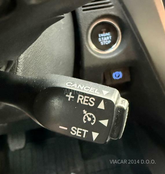 Toyota Avensis 2.0 D-4D NAV/KAMERA