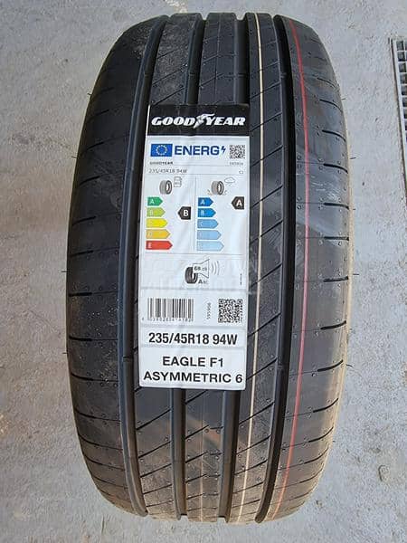 Goodyear 235/45 R17 Letnja