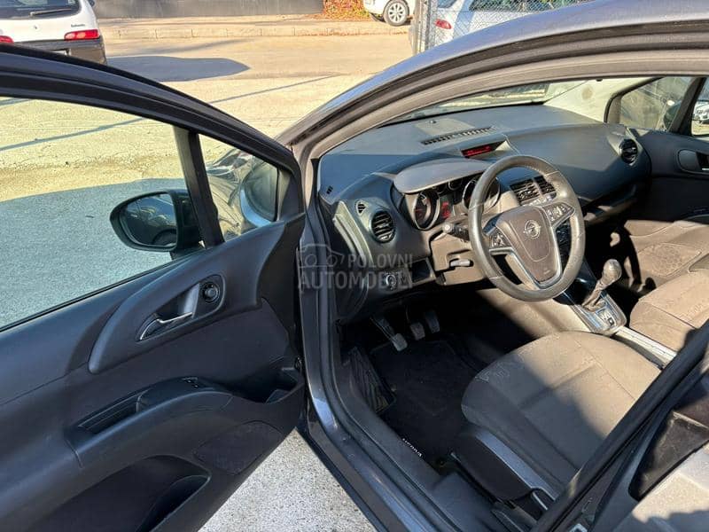 Opel Meriva NOV